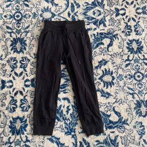 Lululemon ready to rulu jogger crop size 0